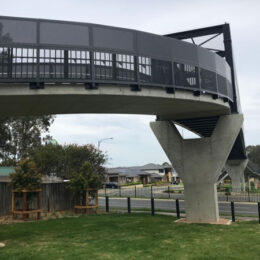 1-Kellyville-Pedestrian-Bridge-over-Windsor-Road